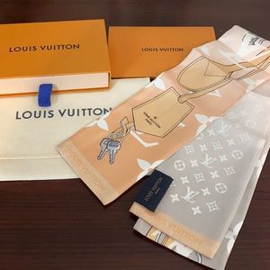 Authentic Louis Vuitton Bandeau